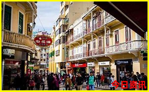 中国哪个城市夏天最热